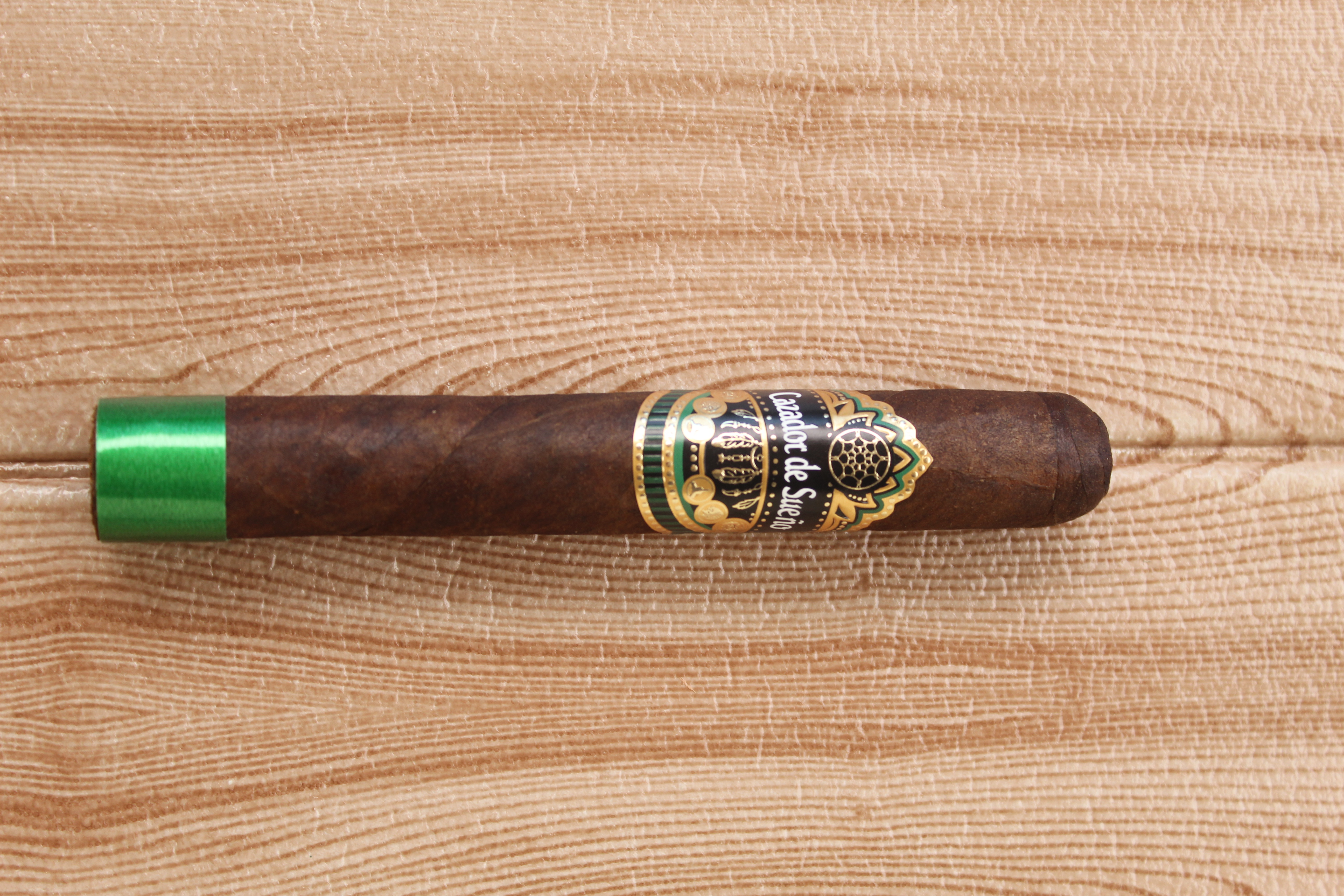 Cazador de Sueños El Emperador - Cigarro premium Gran Toro 58×6 artesanal dominicano